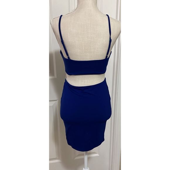 Superdown dress - Picture 2 of 3